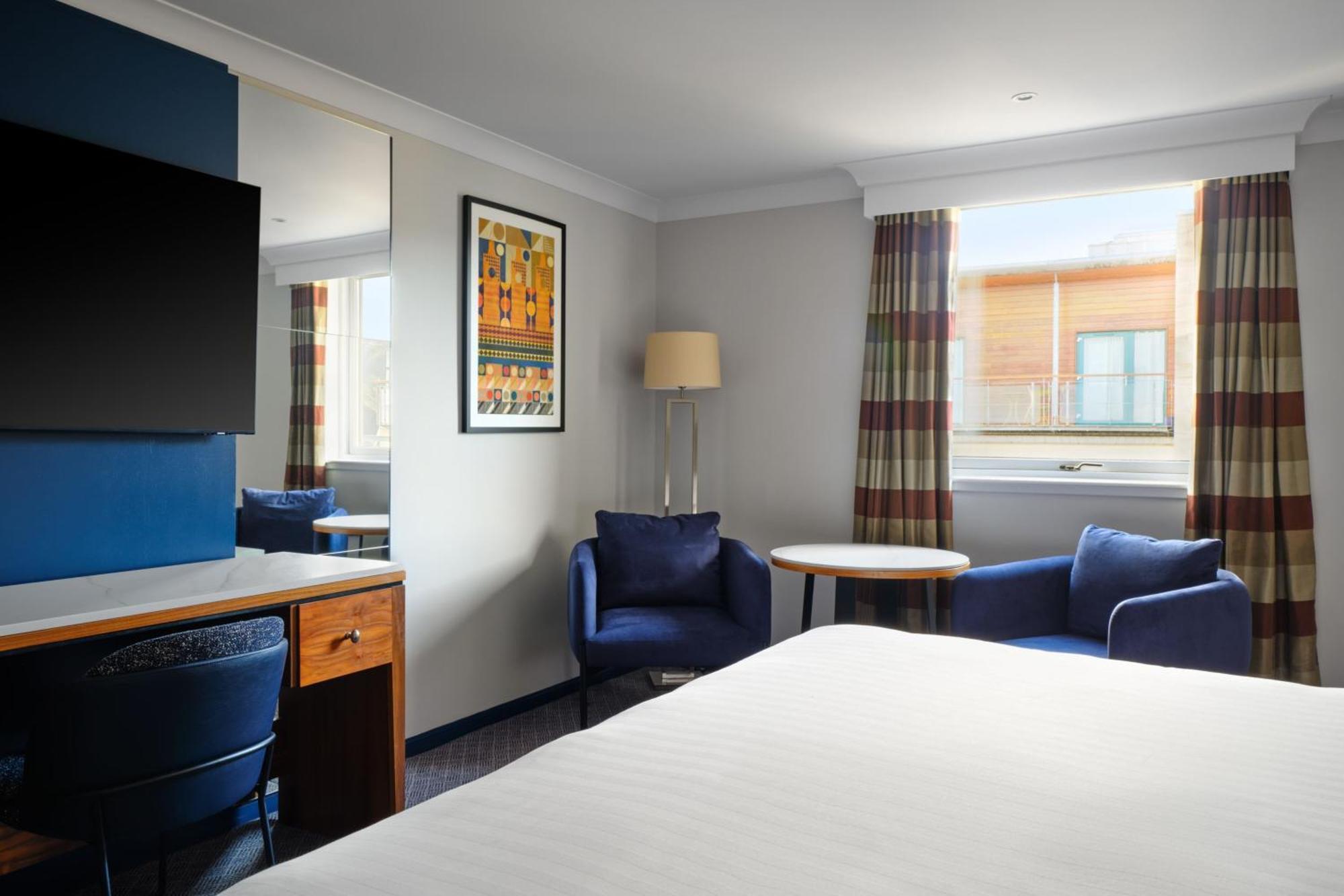Edinburgh Marriott Hotel Holyrood מראה חיצוני תמונה